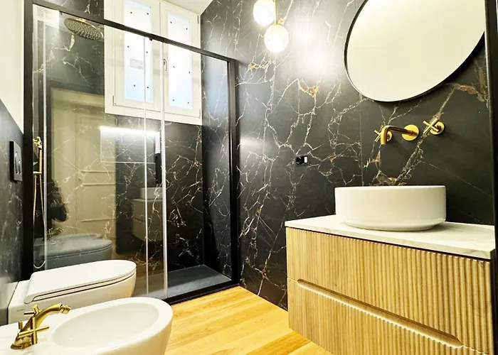 Iconic San Giovanni - House With Private Parking